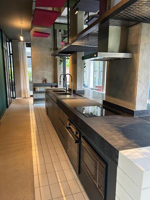 Apartamento - Metro Republica *